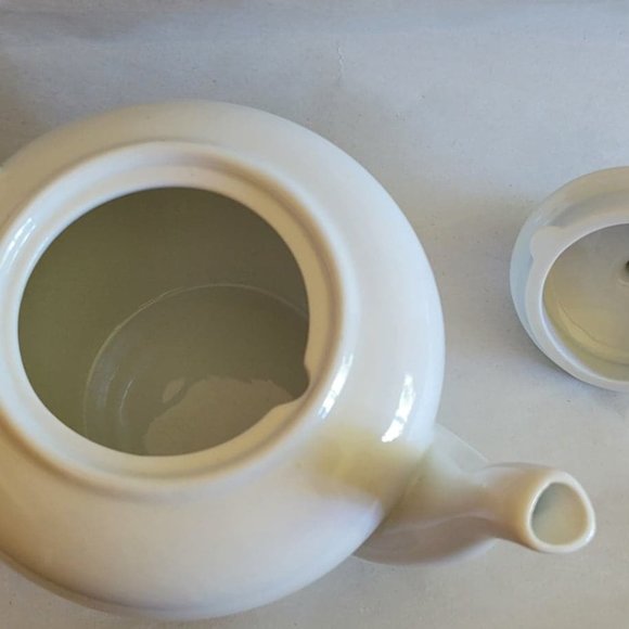 Cordon Bleu White Tea Set - Picture 3 of 9